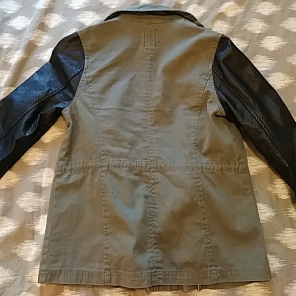 Jacket - Picture 7 of 7